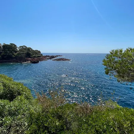Πλωτό κατάλυμα Yacht Galarne *