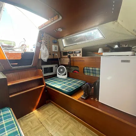 Yacht Galarne ספינת מלון