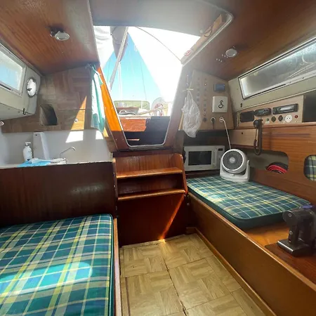 ספינת מלון Yacht Galarne *